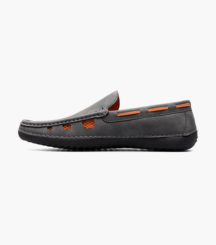 get ready for summer style with the comfort of a grey leather loafer. The orange detailing adds a pop of color to the Stacy Adams Grey Delray Moc Toe Slip On Shoes.