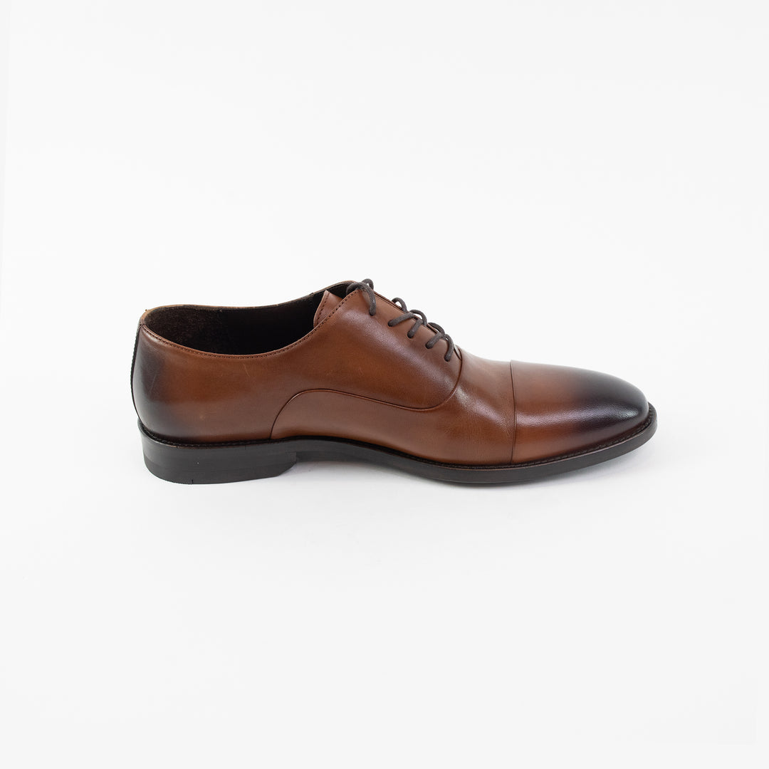A sleek profile Sebata Men&