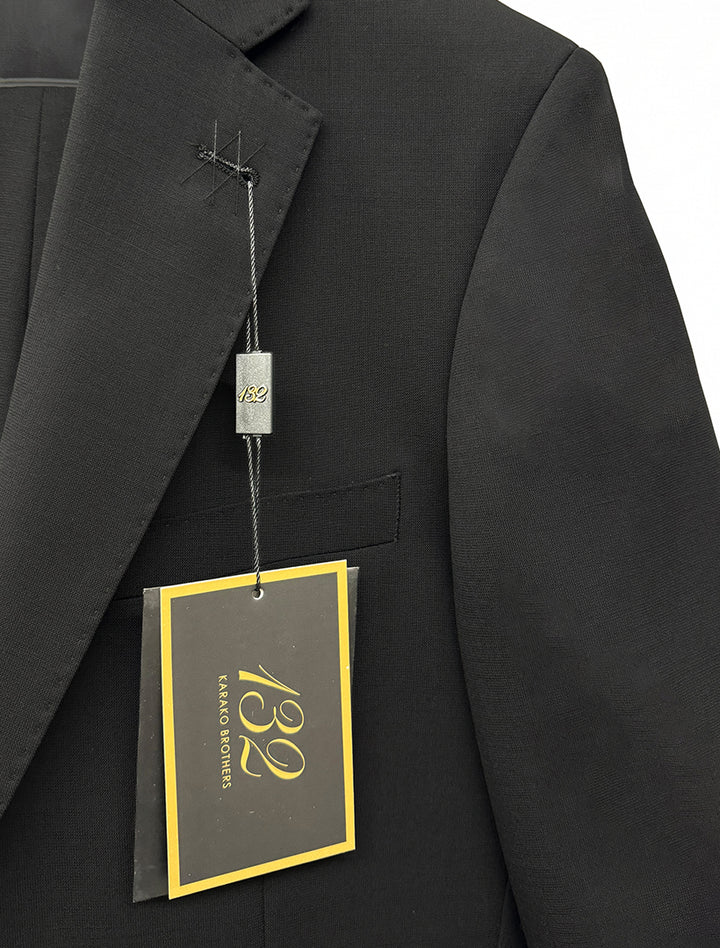 Close-up of the Men&