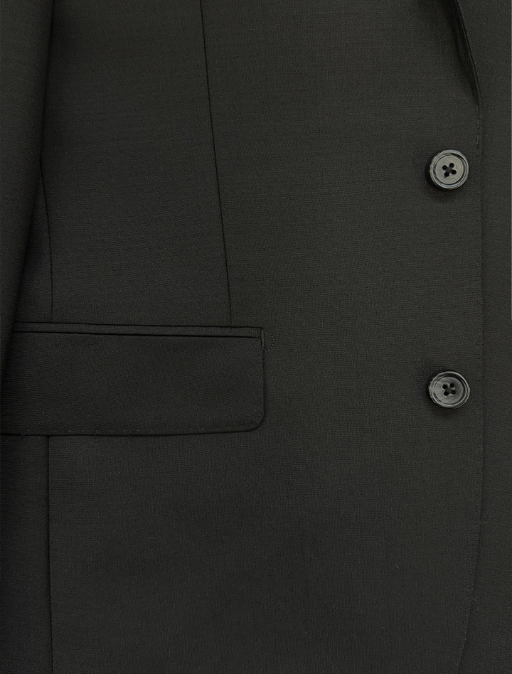 Close-up of the 132 Men&