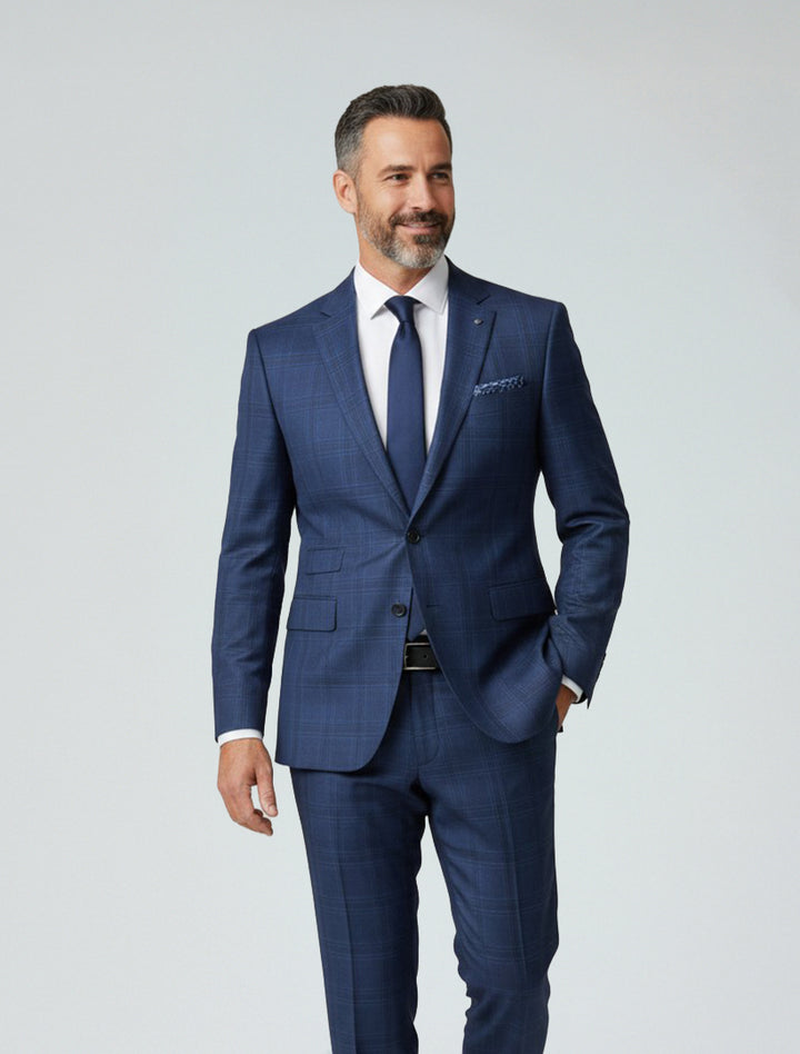 A man in an Alberto Cardina Men&