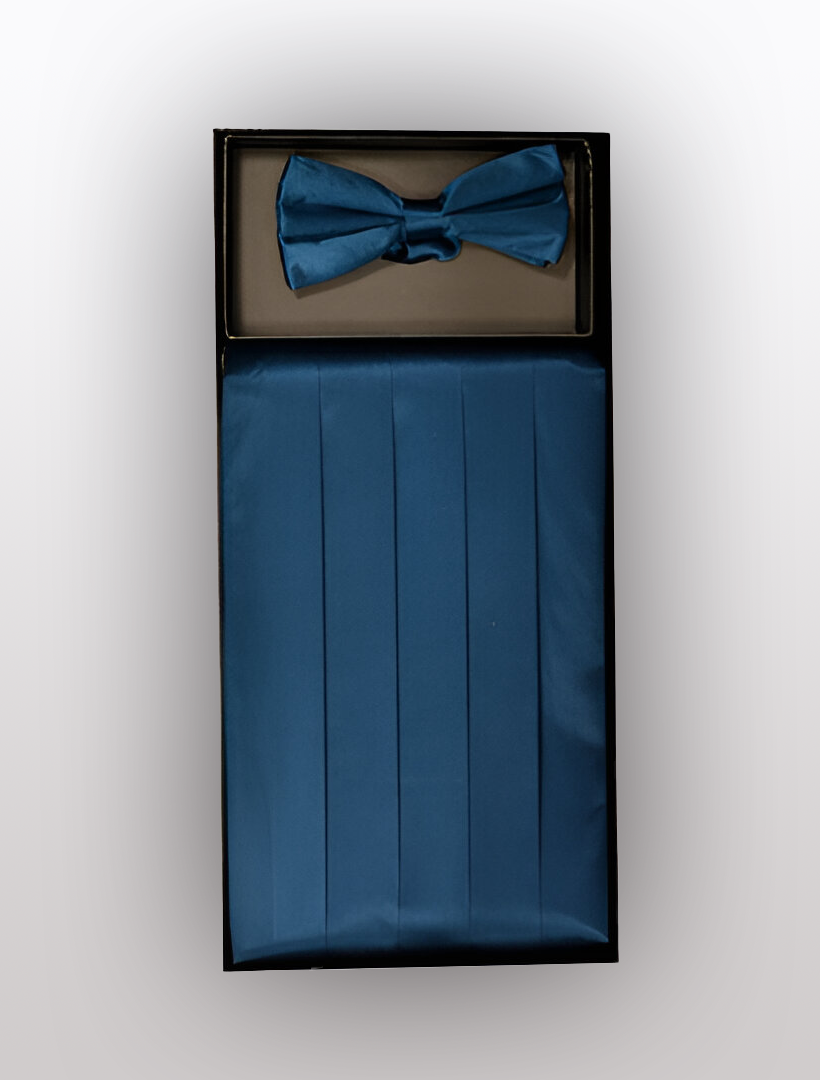 The Men's Silk Sapphire Cummerbund with Bow Tie by Vesuvio Napoli is elegantly packaged in a sleek black box.