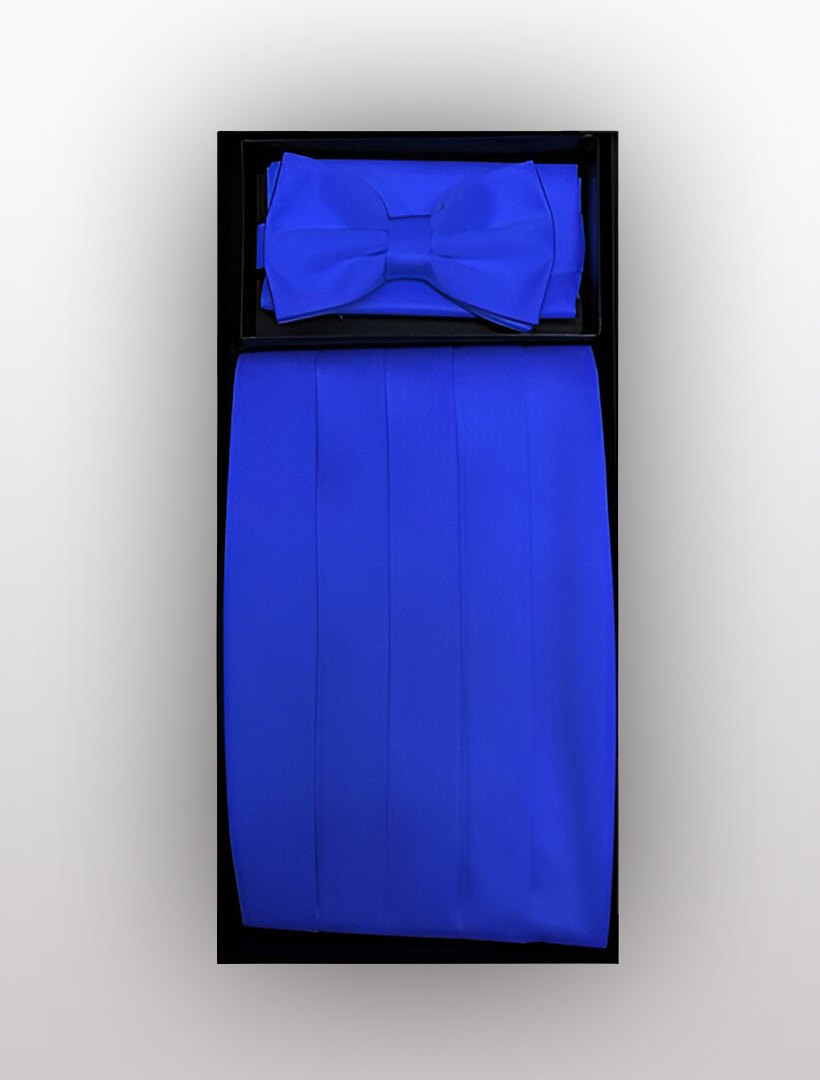 This sophisticated set by Vesuvio Napoli, featuring the Men's Poly Royal Blue Cummerbund with Bow Tie & Hanky, includes a royal blue bow tie and matching cummerbund. Crafted from high-quality polyester against a crisp white backdrop, it's ideal for enhancing any tuxedo ensemble with elegance.